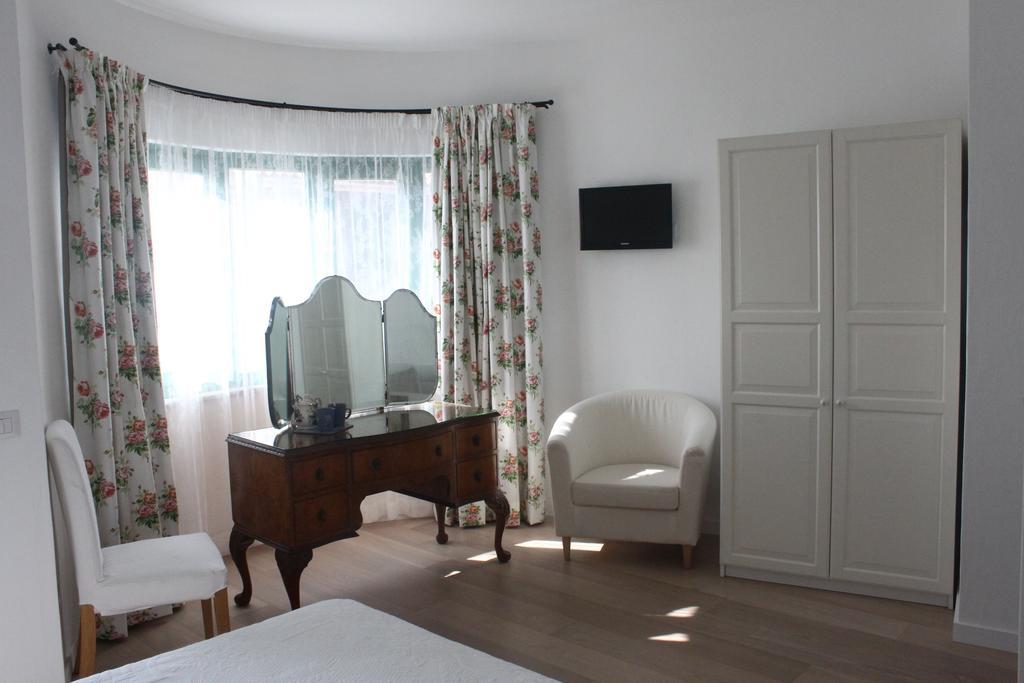 La Fonda Bed and Breakfast Palau Buitenkant foto
